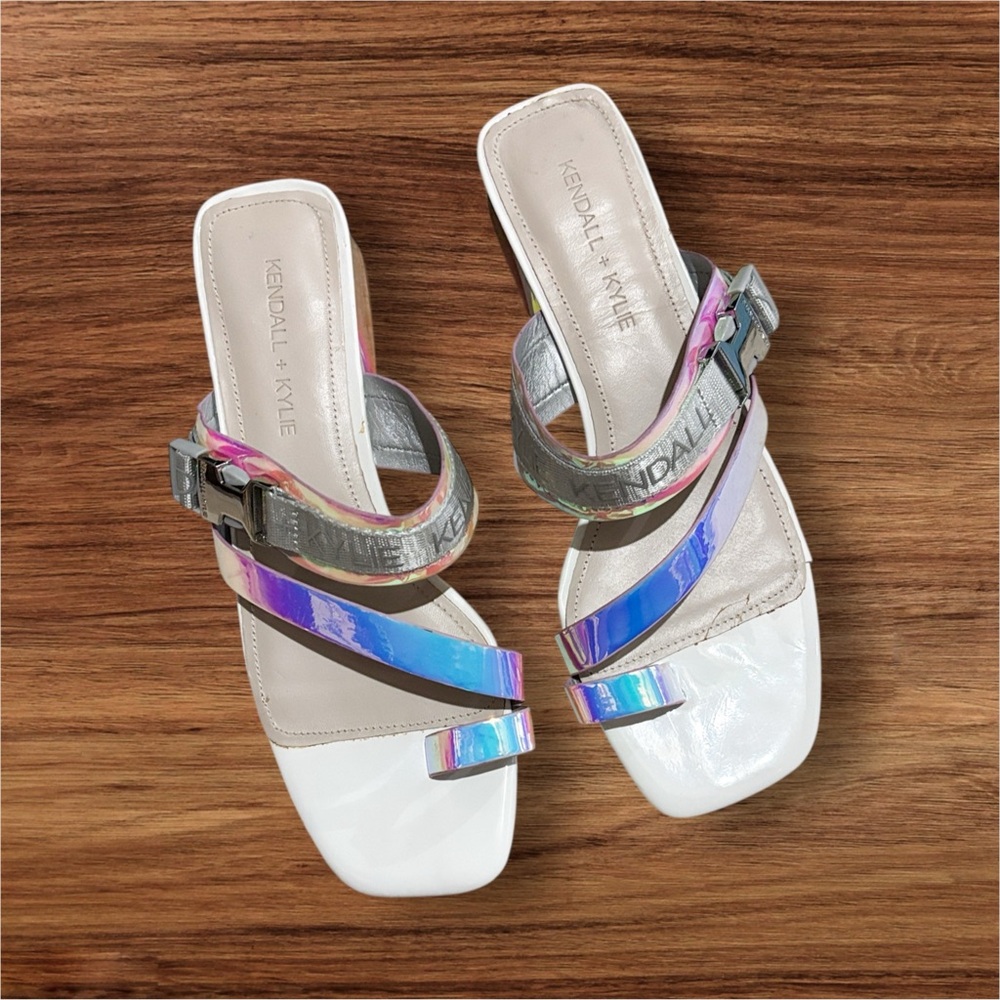 Kendall & Kylie Holographic Sandals Sz 8.5